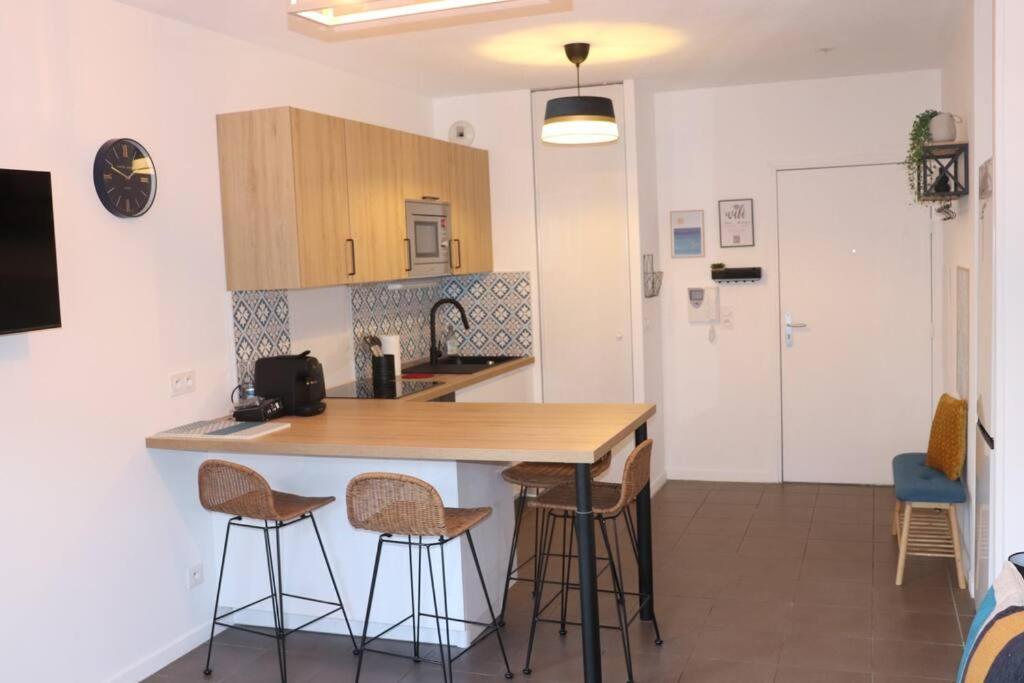 Les Cedres -Tram A 50 Metres, Bordeaux A 5 Minutes, Parking Apartment Сенон Екстериор снимка